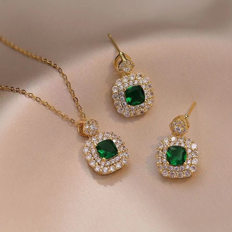 UNI-11040 - Green Diamond Gold - Jewelry Set