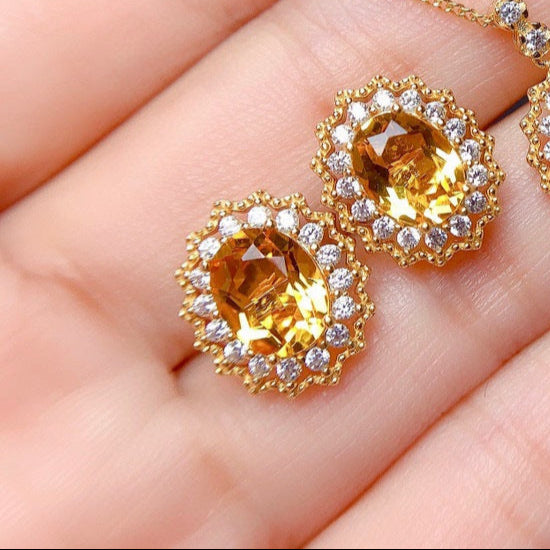 UNI-11030-3- Oval Diamond Yellow Gold - Earring