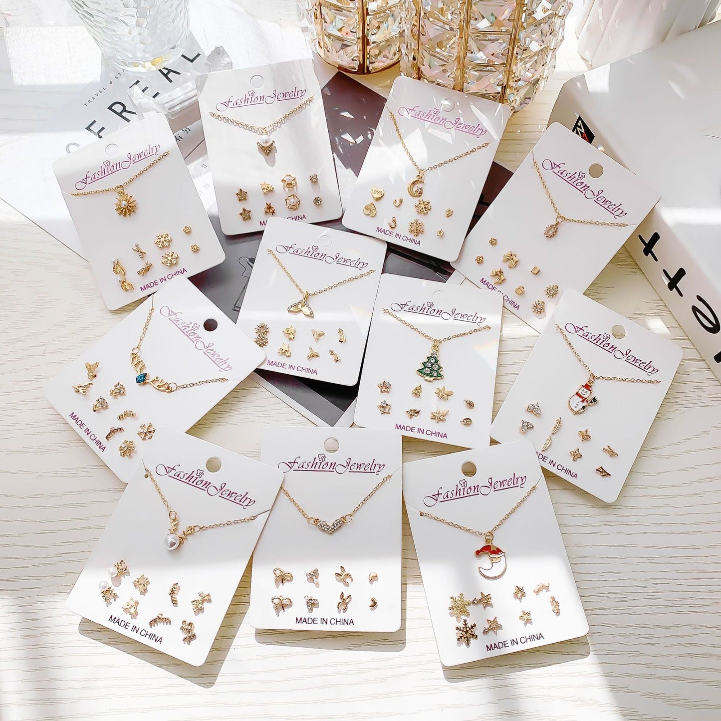 UNI-10744 - Pearl Deer Gold - Jewelry Set