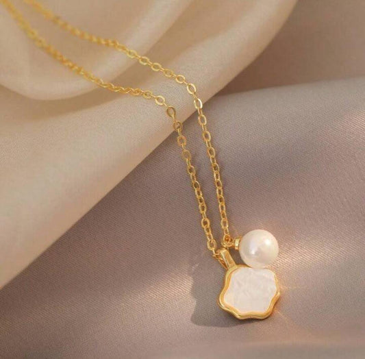 UNI-11034-2 - Pearl & Shell - Necklace
