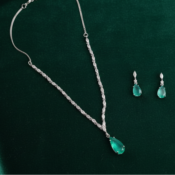 PJ-136  - Turquoise Natural Stone Rain Drop Diamonds Silver - Jewelry Set Of 2