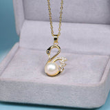 UNI-11018-1 - Pearly Swan Gold - Necklace