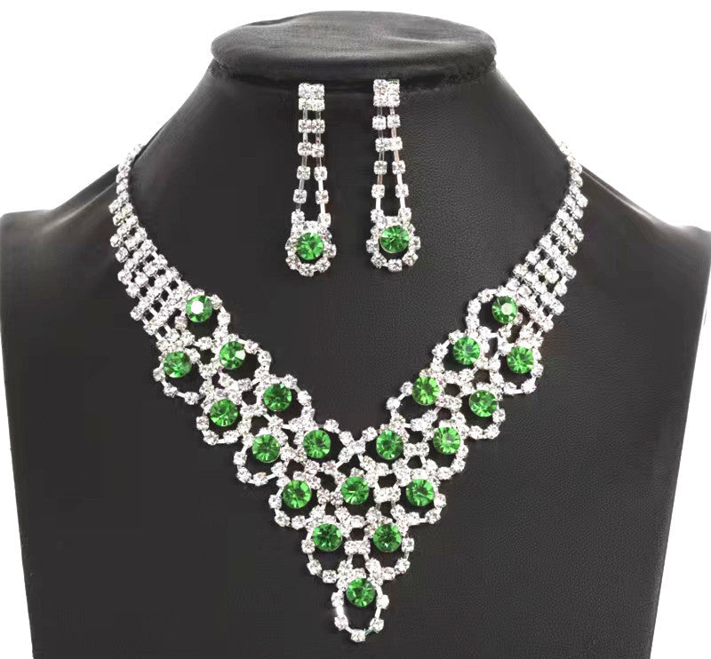 UNI-11925 - Fancy Green Diamonds Silver  - Jewelry Set